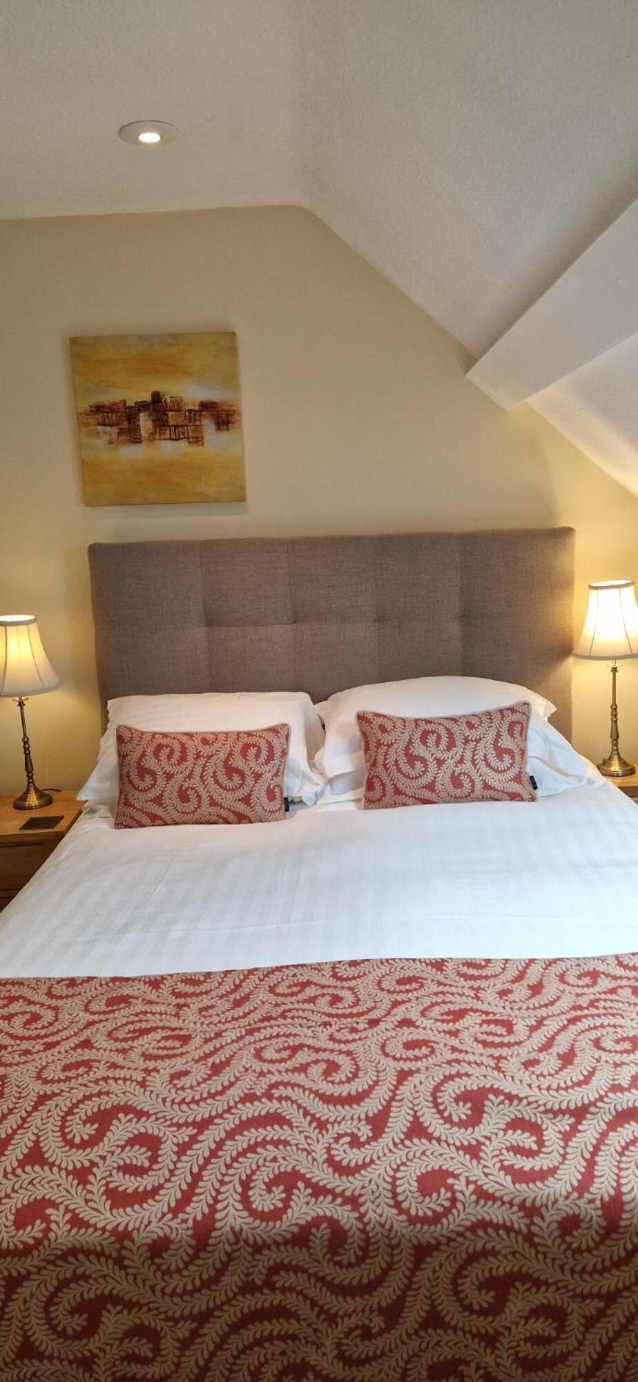 Somerville House Hereford Room photo