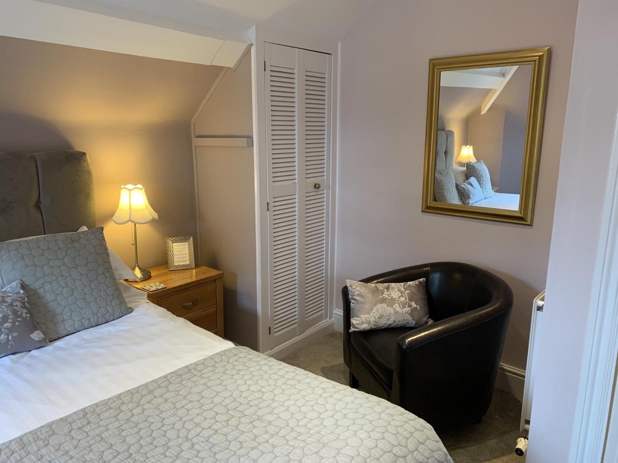 Somerville House Hereford Room photo