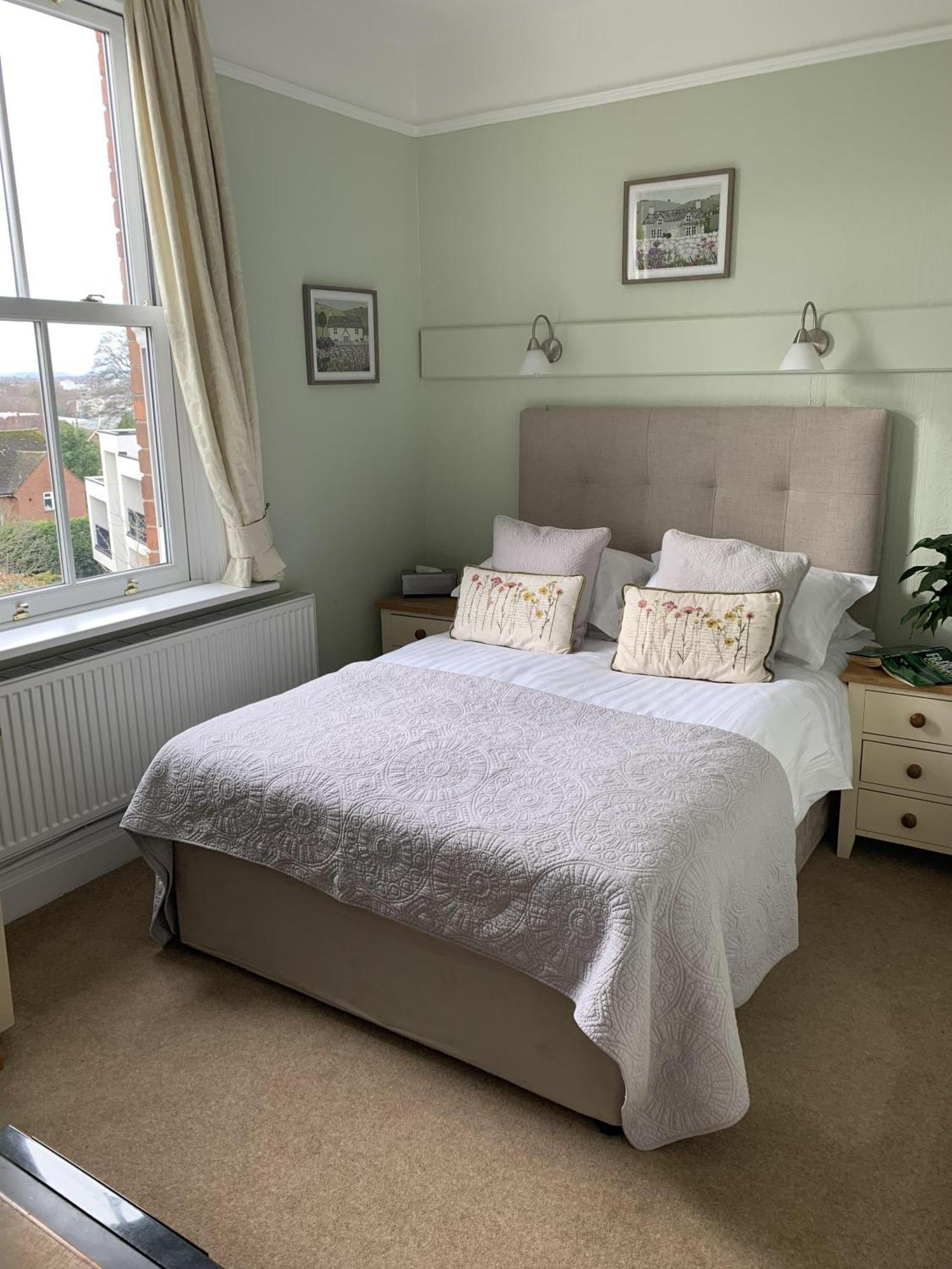 Somerville House Hereford Room photo