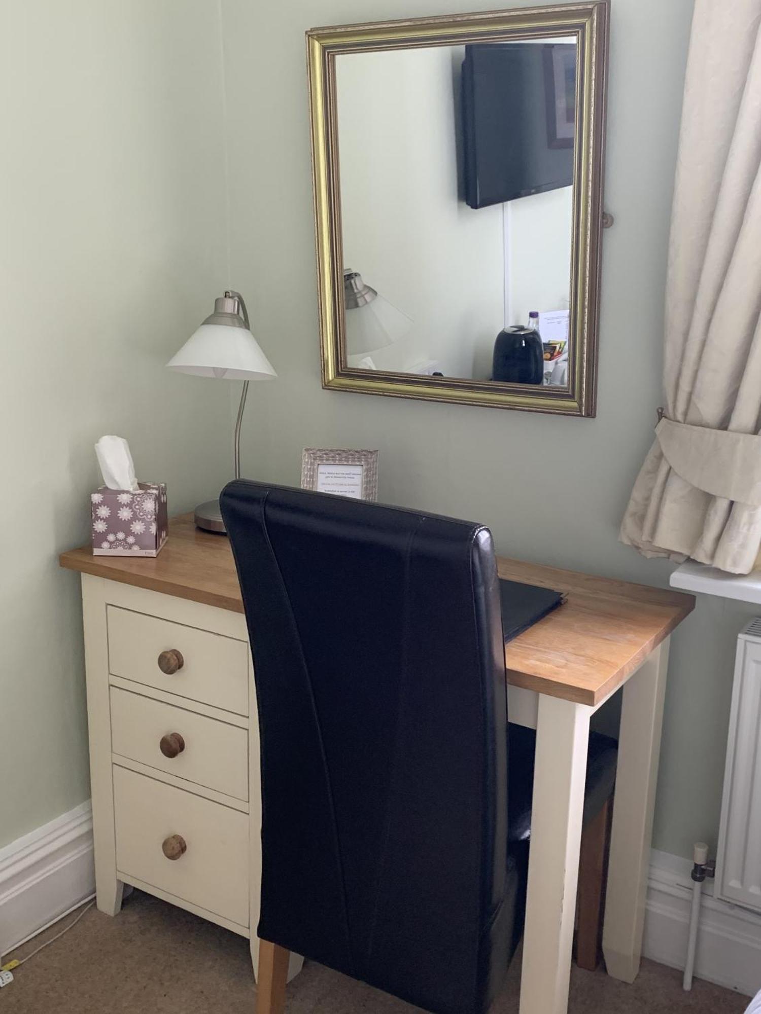 Somerville House Hereford Room photo